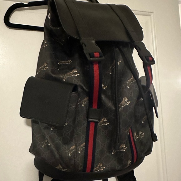 Gucci Bestiary Backpack GG Supreme Tigers Black/Grey - Picture 2 of 7